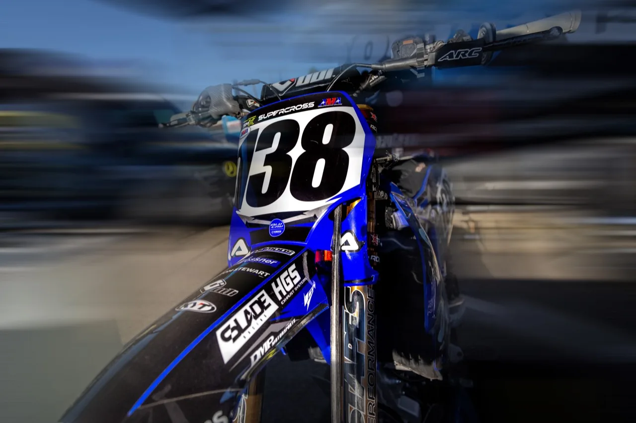 Motion portrait of David Pulley Jr.'s number 138 race bike
